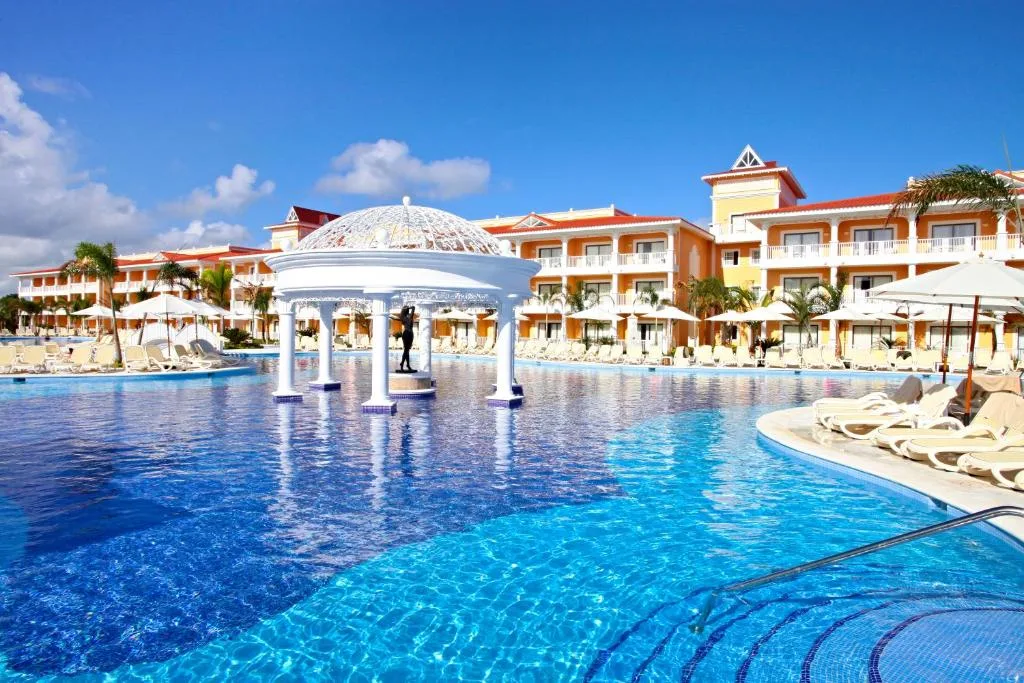 Bahia Principe Escape Aquamarine: another view
