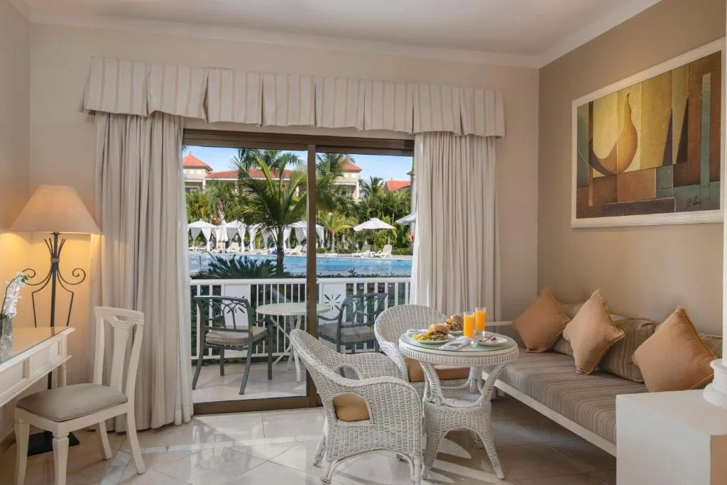 Bahia Principe Escape Aquamarine: another view