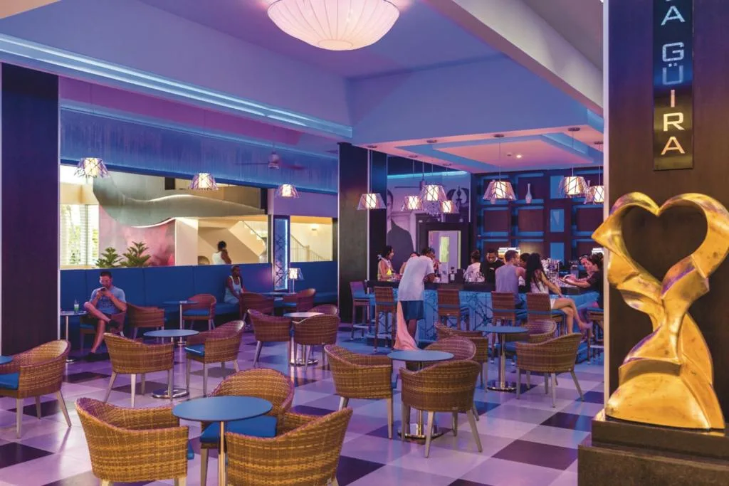 Riu Republica: another view