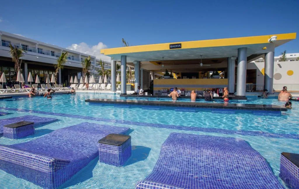 Riu Republica: another view
