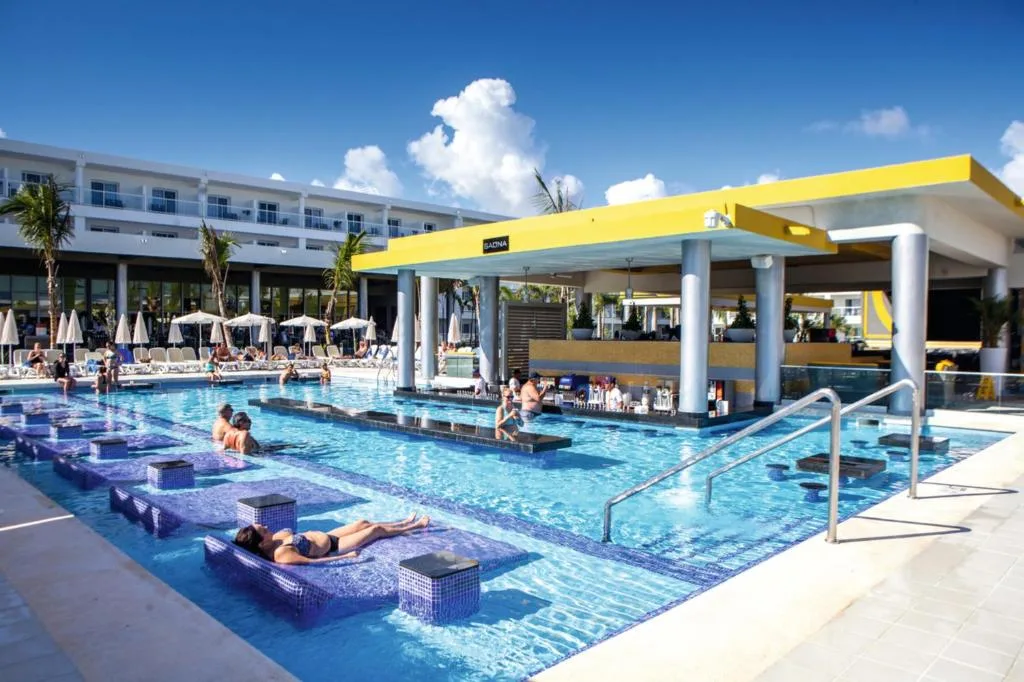 Riu Republica: another view