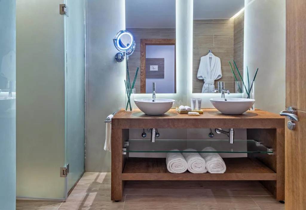 Sanctuary Cap Cana, a Luxury Collection Resort: another view