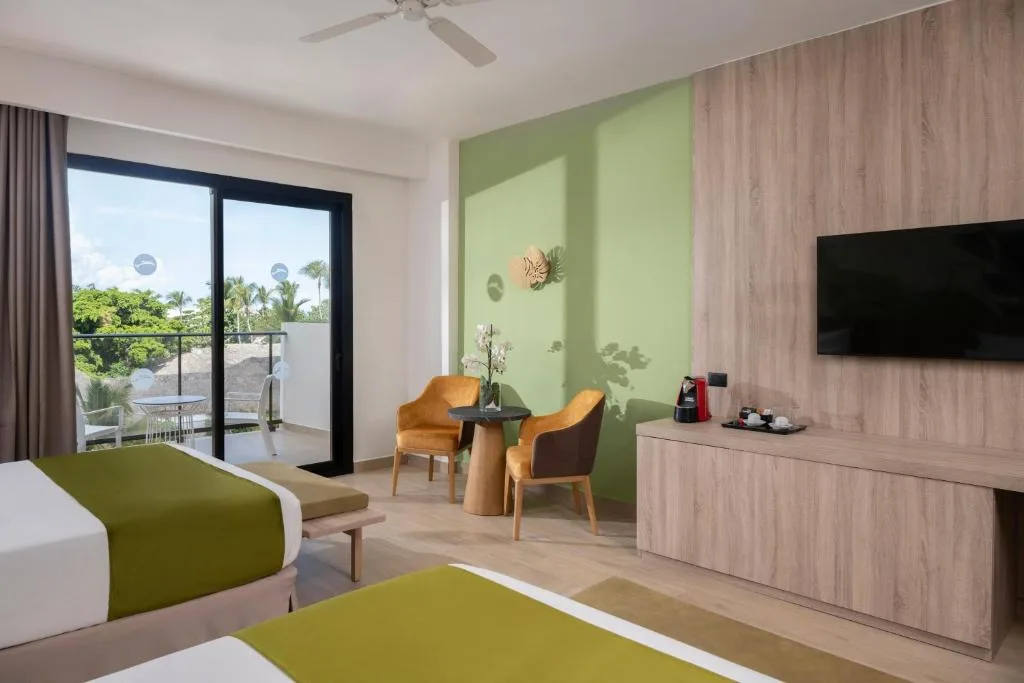 Serenade All Suites Adults Only Resort: another view